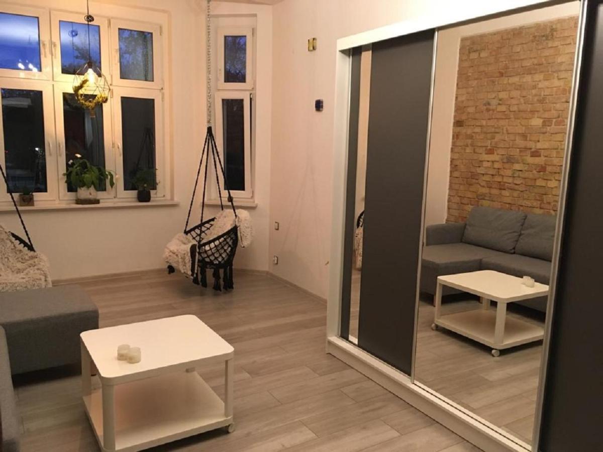 Secret Apartament 4 Poznan Lägenhet Exteriör bild